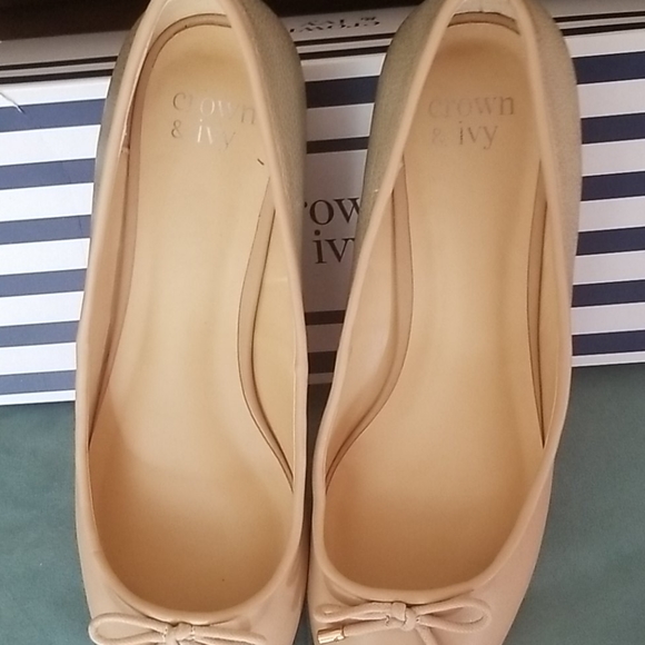 Shoes. - Picture 4 of 4